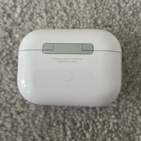 AirPod First Gen pros - Picture 6 of 8